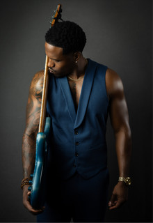 Julian Vaughn 6